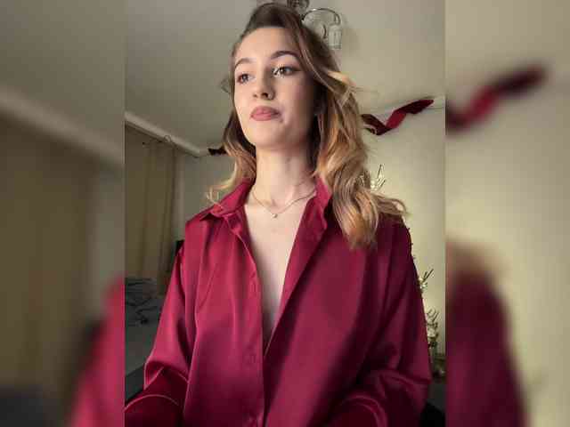 -Lana-Chester- webcam