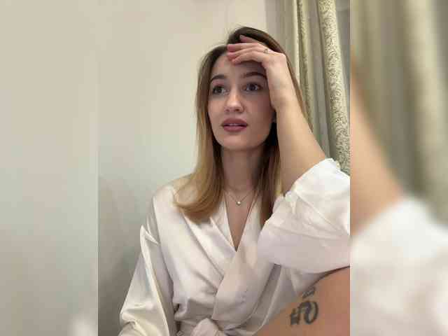 -Lana-Chester- webcam