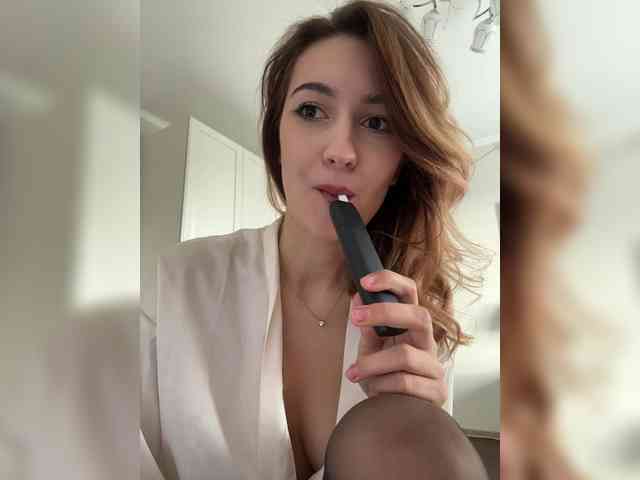-lana-chester- bongacams