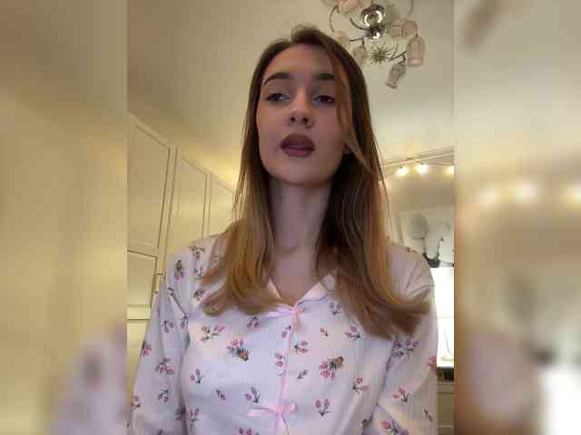 -Lana-Chester- webcam