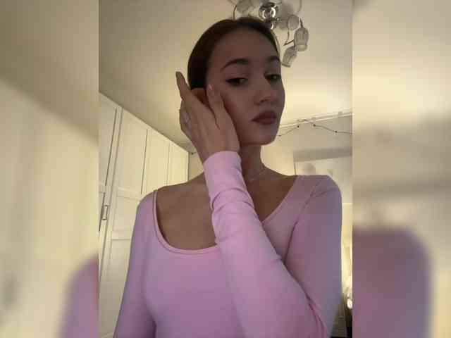 -Lana-Chester- webcam