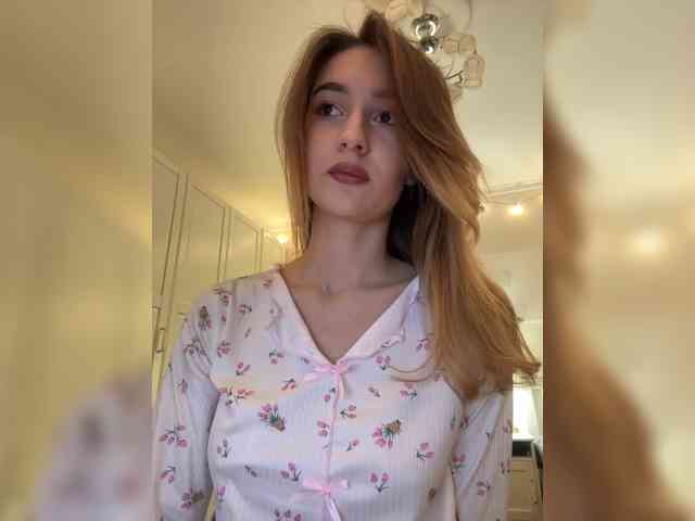 -Lana-Chester- webcam