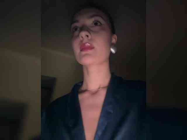 -Lana-Chester- webcam