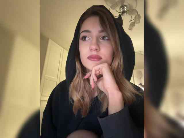 -Lana-Chester- webcam