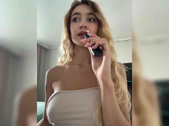 nude webcam chat -Lana-Chester-