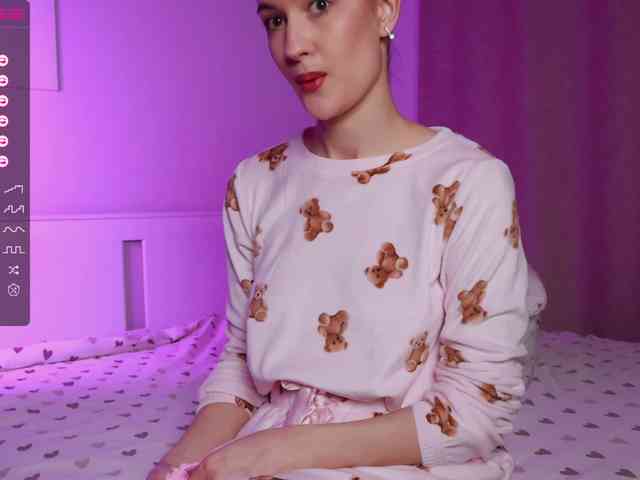 -Lana-Chester- webcam