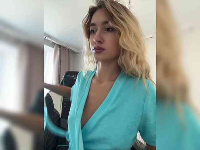 adult webcam -Lana-Chester-