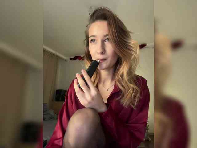 -Lana-Chester- webcam