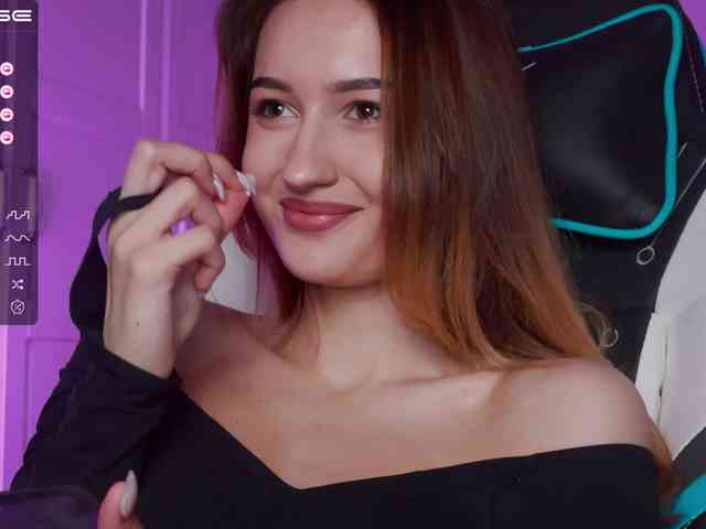 -Lana-Chester- webcam