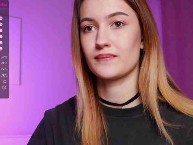 -Lana-Chester- webcam