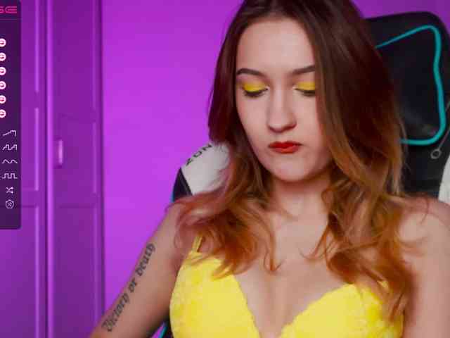 -Lana-Chester- webcam