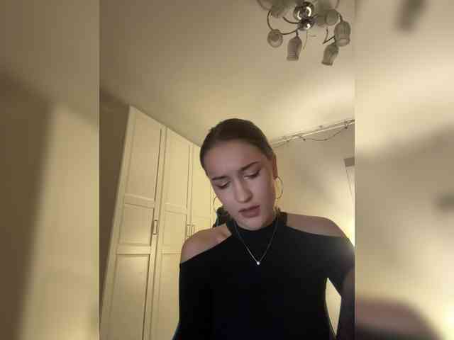 -Lana-Chester- webcam