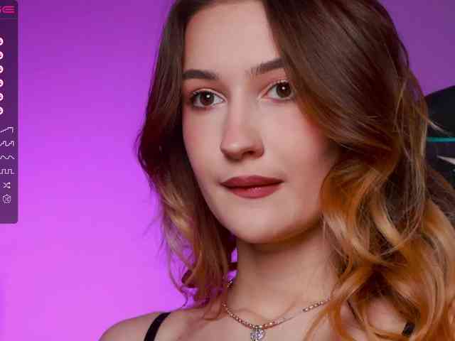 -Lana-Chester- webcam