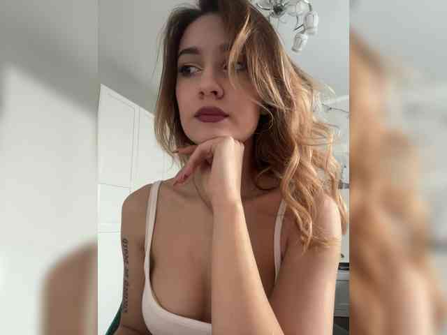 -Lana-Chester- webcam