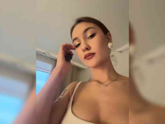 -Lana-Chester- webcam