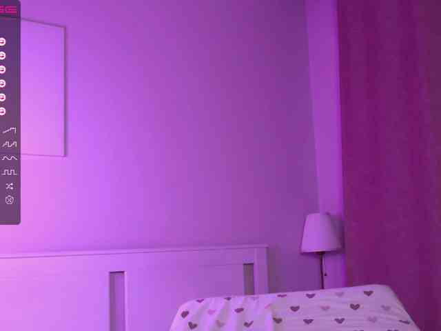 -Lana-Chester- webcam