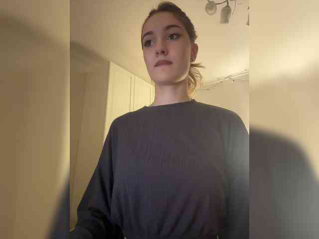 -Lana-Chester- webcam