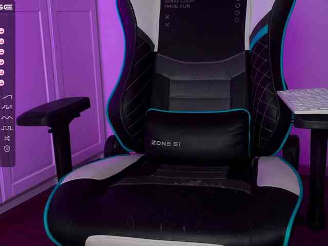 random videochat -Lana-Chester-