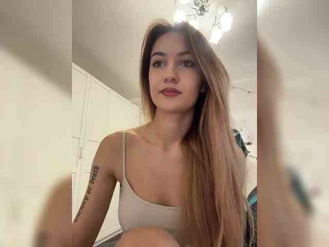 -Lana-Chester- webcam