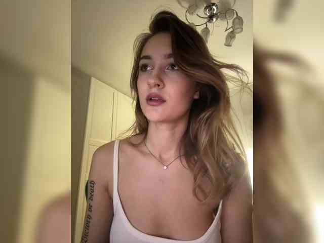 -lana-chester- bongacams