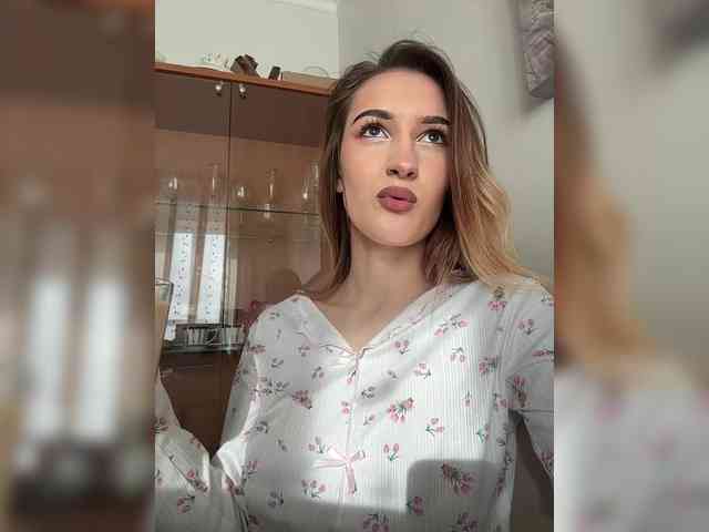 -Lana-Chester- webcam