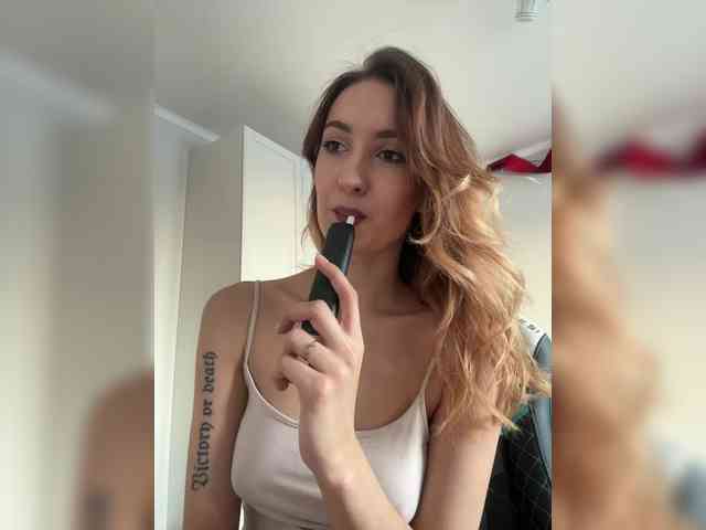 -Lana-Chester- webcam