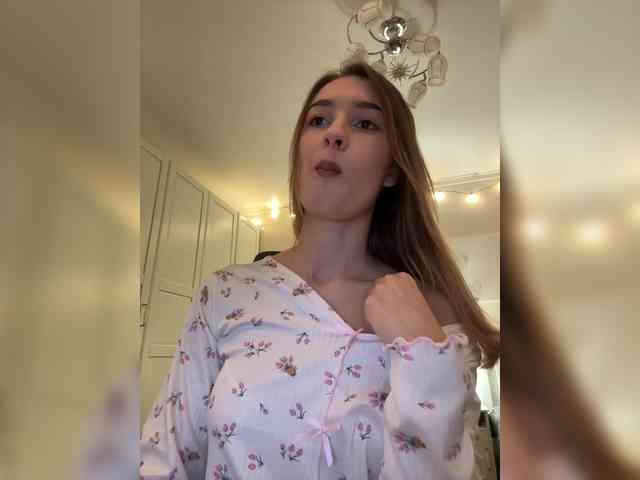 -Lana-Chester- webcam