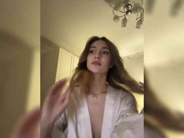 -Lana-Chester- webcam