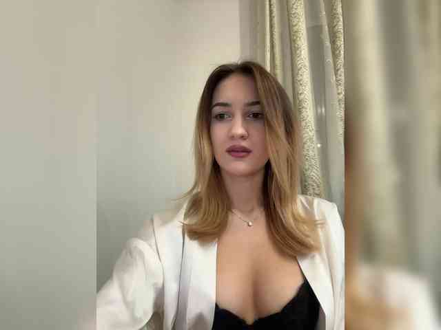 -Lana-Chester- webcam