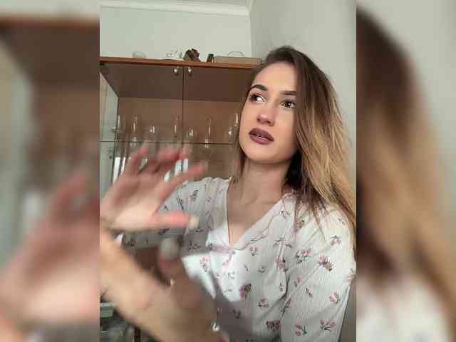 -Lana-Chester- webcam