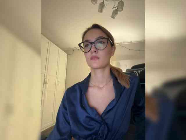 -Lana-Chester- webcam