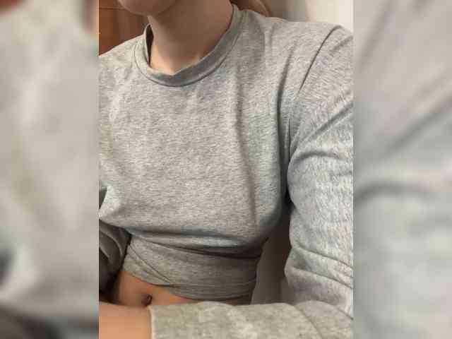 -Lana-Chester- webcam