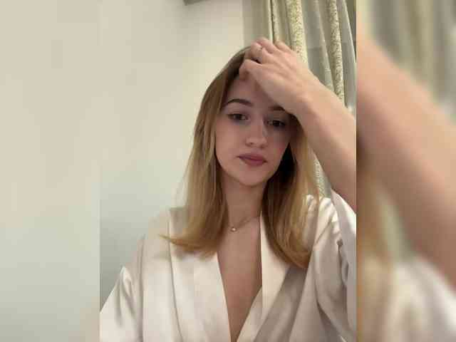 -Lana-Chester- webcam