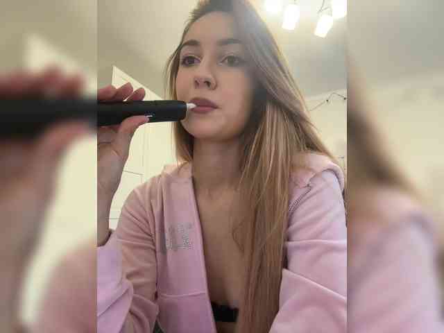 -Lana-Chester- webcam