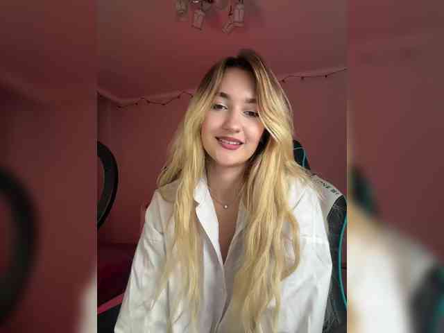 -Lana-Chester- Live Webcam on BongaCams