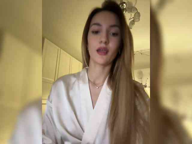 -Lana-Chester- webcam