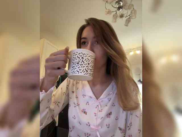 -Lana-Chester- webcam