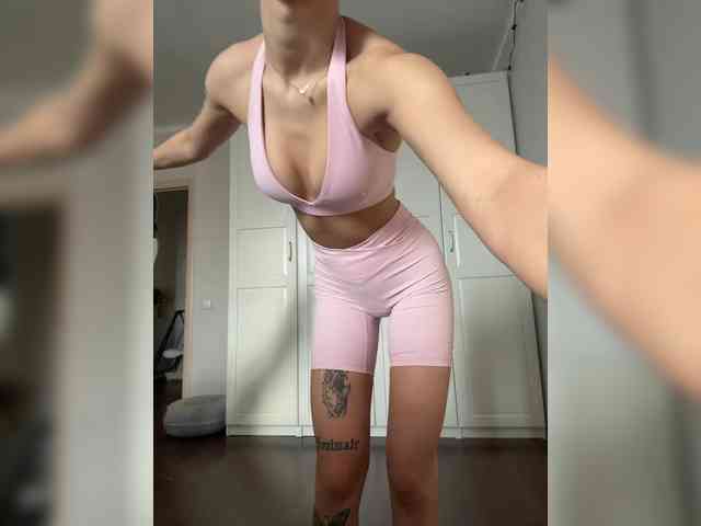 -Lana-Chester- webcam