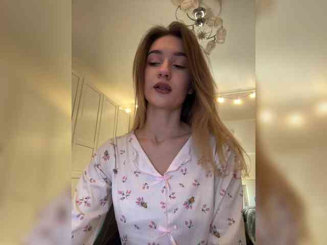 -Lana-Chester- webcam