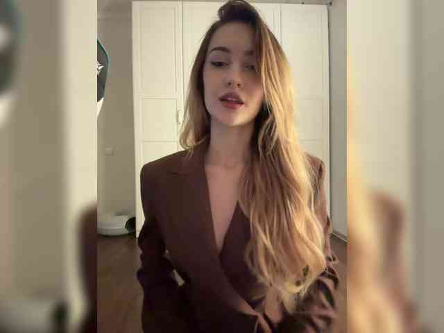 -Lana-Chester- Live Webcam on BongaCams