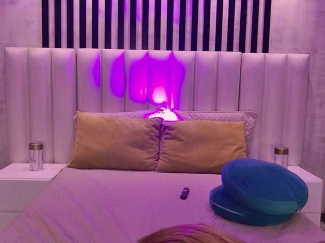 SamanthaKlein's BongaCams show and profile