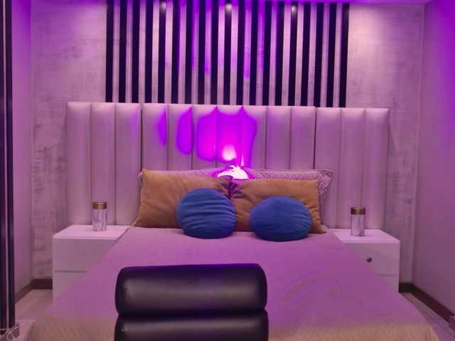 SamanthaKlein's BongaCams show and profile