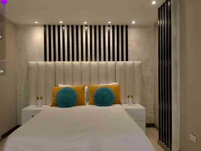 SamanthaKlein webcam