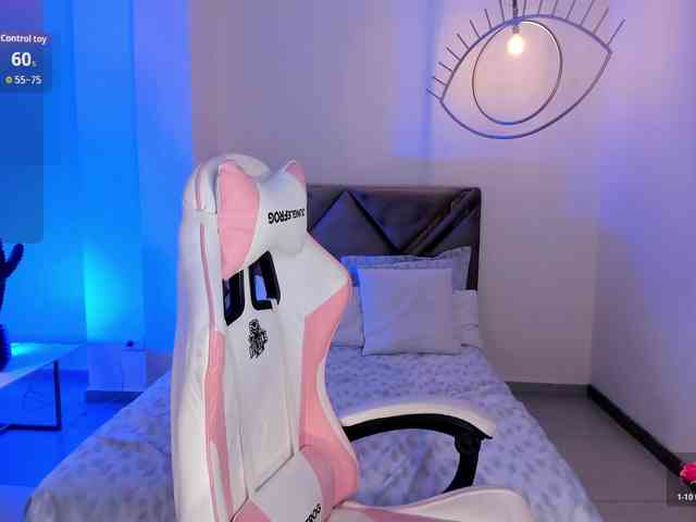 SamanthaKlein webcam