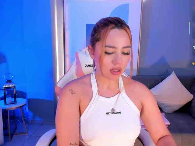 SamanthaKlein webcam