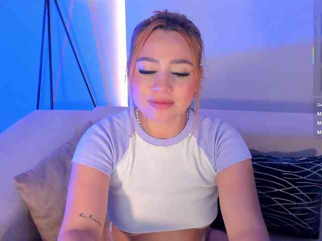 SamanthaKlein webcam