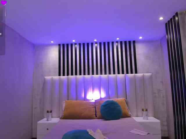 SamanthaKlein webcam