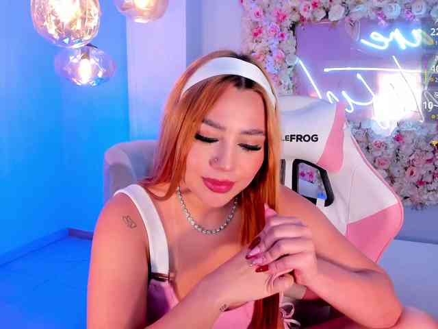 SamanthaKlein webcam