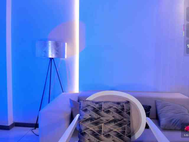 SamanthaKlein webcam