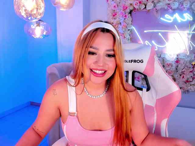 SamanthaKlein webcam